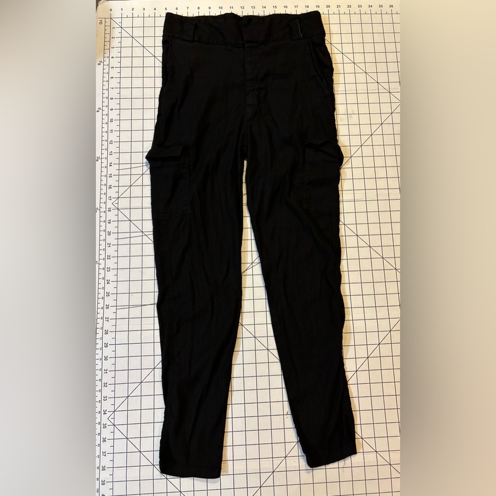 Monrow Women’s Size Small‎ Black High Rise Utility Cargo Pants